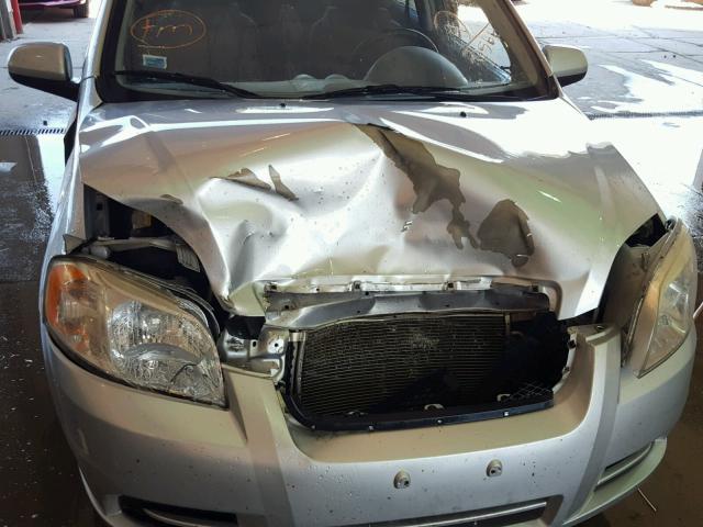 KL1TD5DE4BB220566 - 2011 CHEVROLET AVEO LS SILVER photo 7