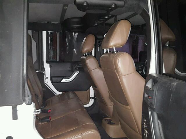 1J4BA6H19BL536074 - 2011 JEEP WRANGLER U WHITE photo 6