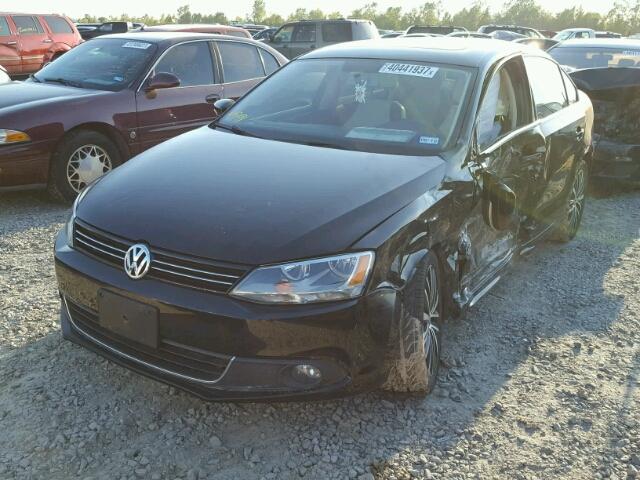 3VWLX7AJ8CM388781 - 2012 VOLKSWAGEN JETTA BLACK photo 2