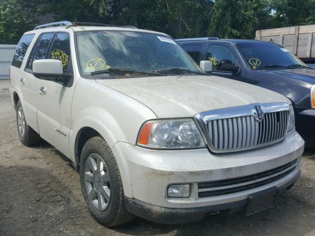5LMFU28515LJ18907 - 2005 LINCOLN NAVIGATOR 白色 照片 1