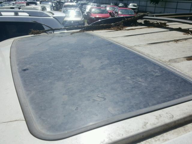 5LMFU28515LJ18907 - 2005 LINCOLN NAVIGATOR 白色 照片 9