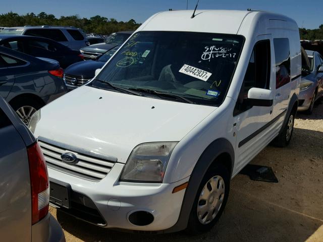 NM0KS9BN5DT127991 - 2013 FORD TRANSIT CO WHITE photo 2