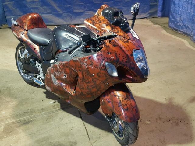 JS1GW71A652109405 - 2005 SUZUKI GSX1300 RK ORANGE photo 9