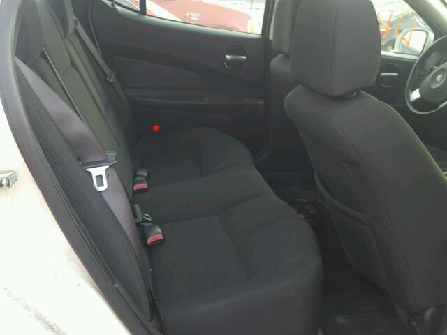 2G2WP552861273699 - 2006 PONTIAC GRAND PRIX WHITE photo 6