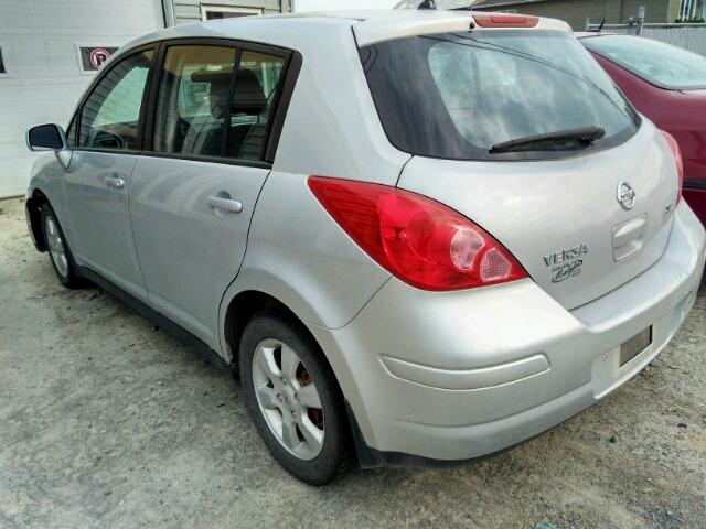 3N1BC13E58L391886 - 2008 NISSAN VERSA S SILVER photo 3