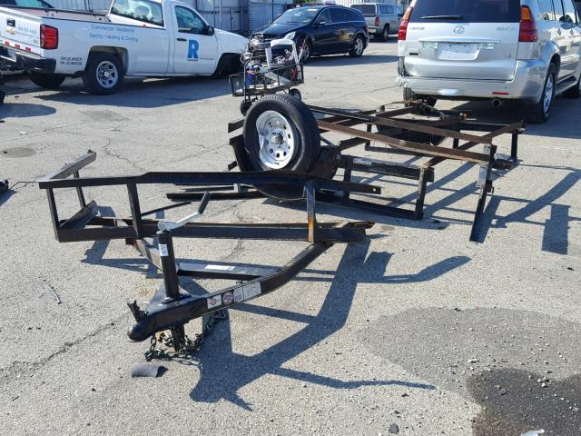 4YMBU1213JG007961 - 2018 CABIN TRAILER TRAILER BLACK photo 2