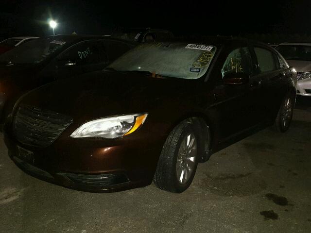 1C3CCBAB9DN623386 - 2013 CHRYSLER 200 LX BROWN photo 2