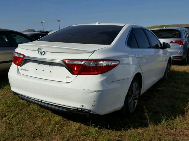 4T1BF1FK0FU002656 - 2015 TOYOTA CAMRY LE WHITE photo 4