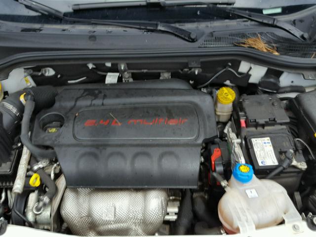 ZFBERFAB2H6E29721 - 2017 RAM PROMASTER 白色 照片 7