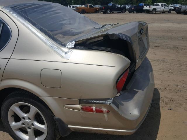 JN1CA31D11T620646 - 2001 NISSAN MAXIMA GXE GOLD photo 9