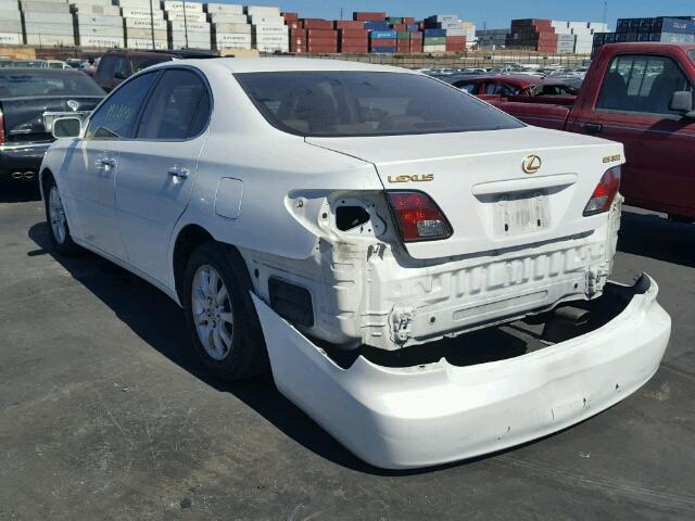 JTHBF30G320075525 - 2002 LEXUS ES 300 WHITE photo 3