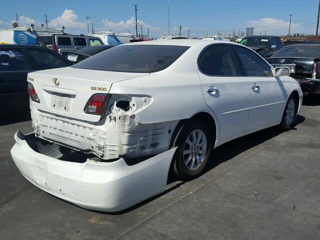 JTHBF30G320075525 - 2002 LEXUS ES 300 WHITE photo 4