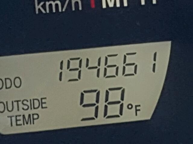 2T1KR32E74C218781 - 2004 TOYOTA MATRIX 蓝色 照片 8