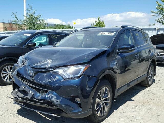 JTMRJREV5JD186657 - 2018 TOYOTA RAV4 HV LE BLUE photo 2