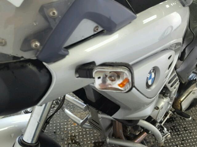 WB10184A13ZH16243 - 2003 BMW F650 SILVER photo 9