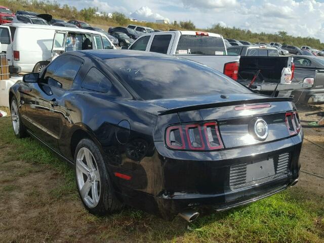 1ZVBP8CF7D5210944 - 2013 FORD MUSTANG BLACK photo 3