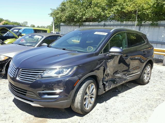 5LMCJ2A96FUJ19734 - 2015 LINCOLN MKC 灰色 照片 2