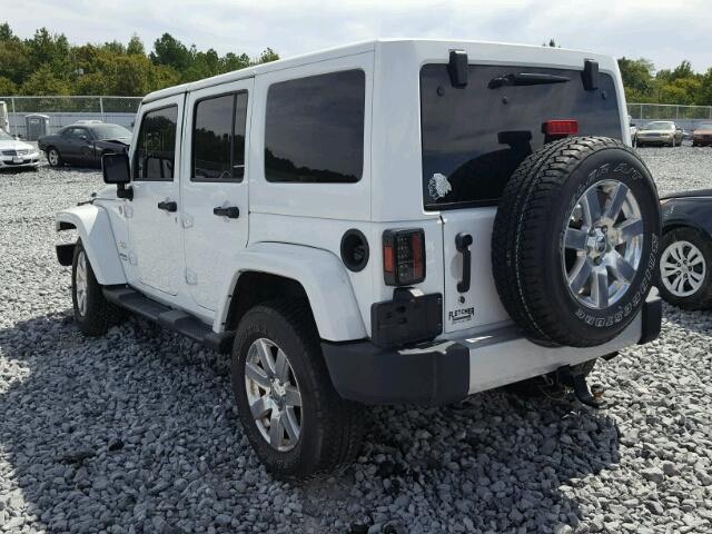 1C4BJWEGXFL576751 - 2015 JEEP WRANGLER U WHITE photo 3