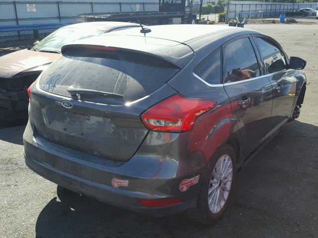 1FADP3R4XJL261162 - 2018 FORD FOCUS BEV GRAY photo 4