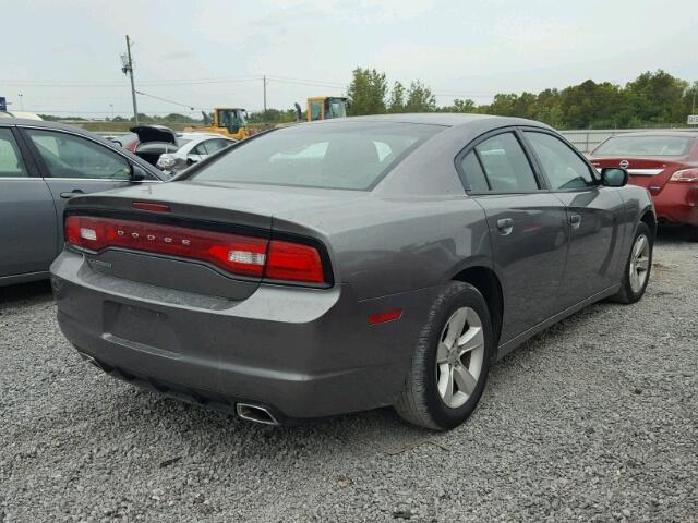 2B3CL3CG4BH576947 - 2011 DODGE CHARGER GRAY photo 4