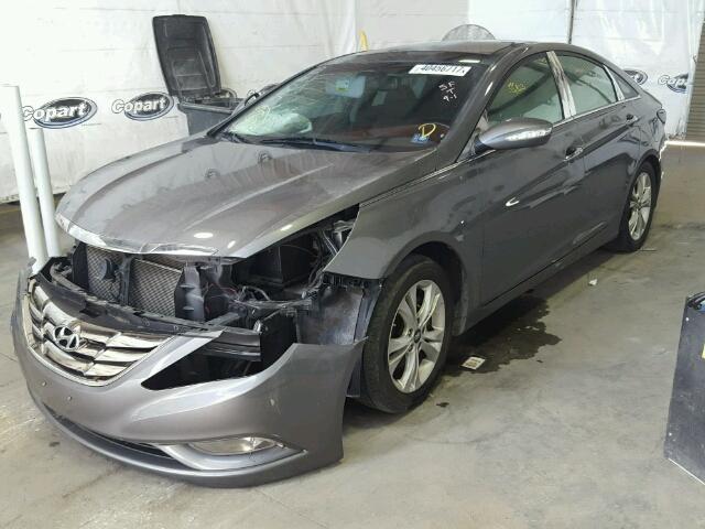 5NPEC4AC6DH600723 - 2013 HYUNDAI SONATA SE CHARCOAL photo 2