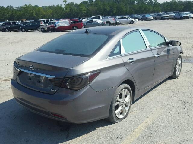 5NPEC4AC6DH600723 - 2013 HYUNDAI SONATA SE CHARCOAL photo 4