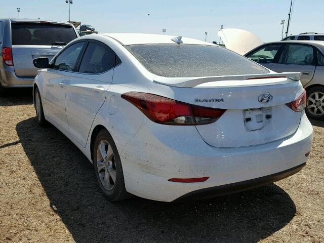 5NPDH4AE7GH694145 - 2016 HYUNDAI ELANTRA SE WHITE photo 3