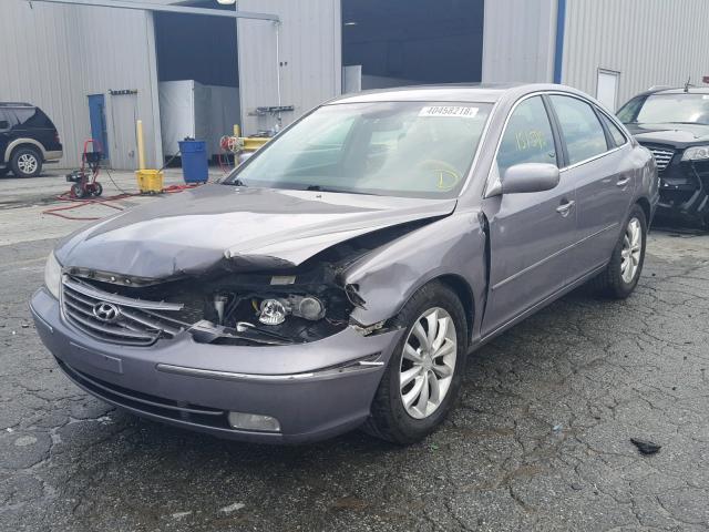 KMHFC46F96A108099 - 2006 HYUNDAI AZERA SE GRAY photo 2