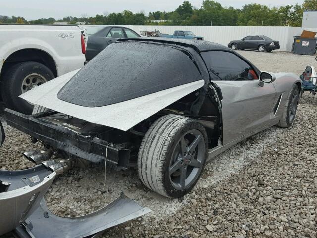 1G1YY26U475131469 - 2007 CHEVROLET CORVETTE SILVER photo 4