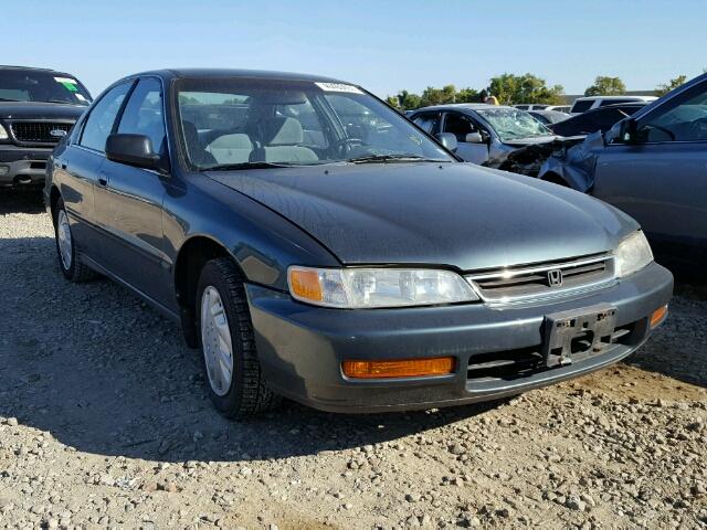 1HGCD5630TA136712 - 1996 HONDA ACCORD LX GREEN photo 1