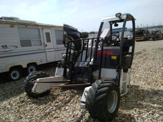 880136 - 2016 MANI FORKLIFT WHITE photo 2