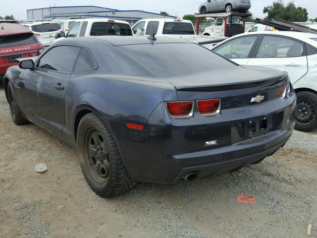 2G1FA1E38D9158767 - 2013 CHEVROLET CAMARO LS BLUE photo 3