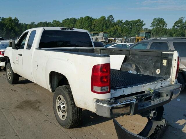 1GT21ZCG9DZ169826 - 2013 GMC SIERRA C25 WHITE photo 3