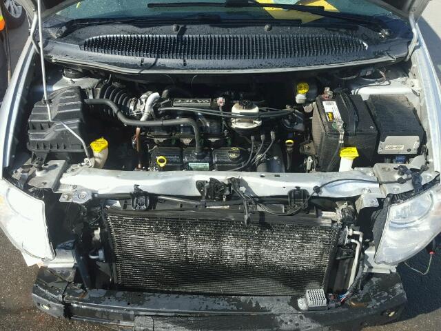 2A4GP44R86R768795 - 2006 CHRYSLER TOWN & COU SILVER photo 7