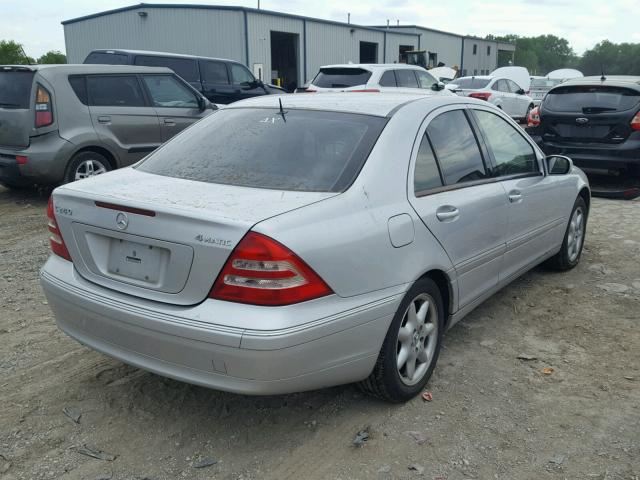 WDBRF81J64F492739 - 2004 MERCEDES-BENZ C 240 4MAT SILVER photo 4