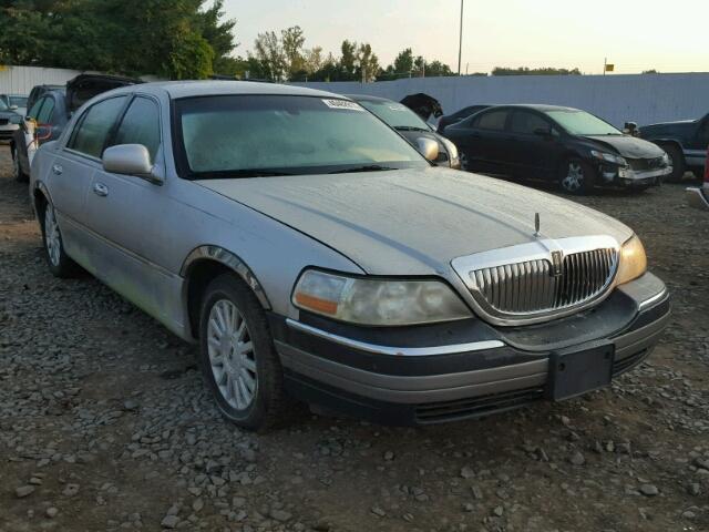 1LNHM82W23Y638257 - 2003 LINCOLN TOWN CAR S SILVER photo 1