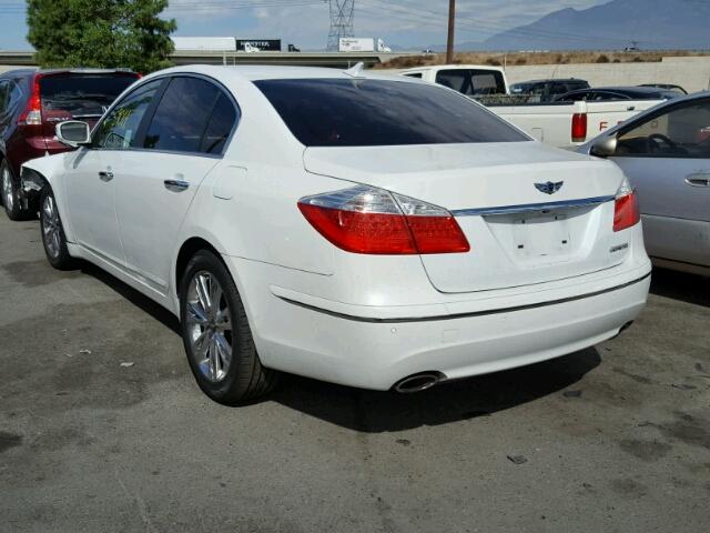 KMHGC4DE5BU120290 - 2011 HYUNDAI GENESIS WHITE photo 3