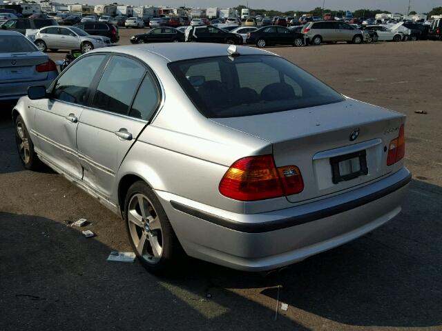 WBAEW53405PN38063 - 2005 BMW 330XI SILVER photo 3