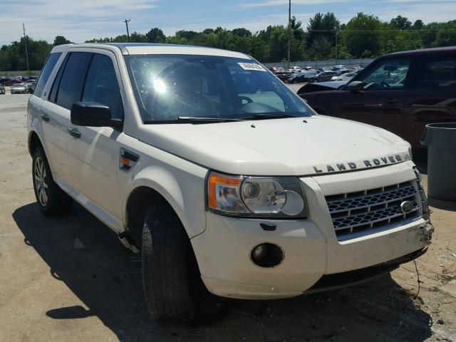 SALFT24N38H097509 - 2008 LAND ROVER LR2 HSE TE WHITE photo 1