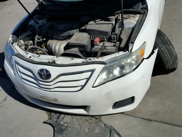 4T4BF3EK7AR061893 - 2010 TOYOTA CAMRY BASE WHITE photo 7