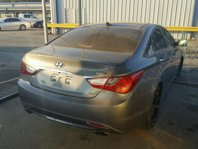 5NPEC4AB6DH660749 - 2013 HYUNDAI SONATA GRAY photo 4