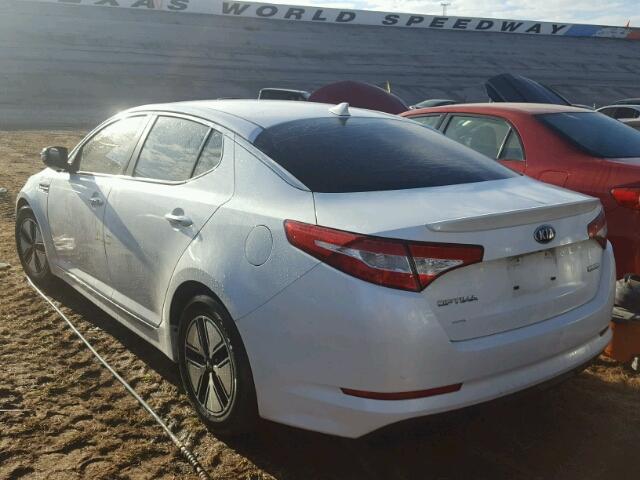 KNAGM4AD3C5034076 - 2012 KIA OPTIMA HYB WHITE photo 3