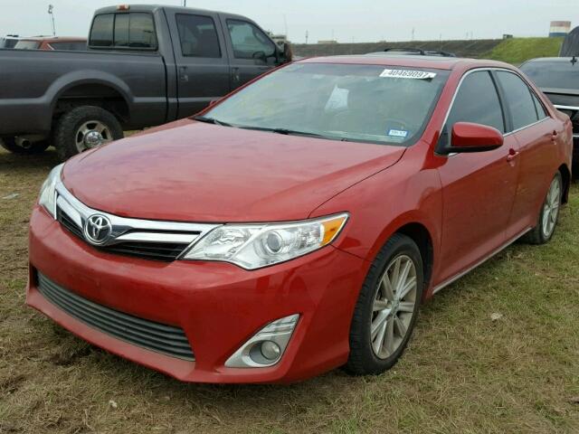 4T4BF1FK6CR160985 - 2012 TOYOTA CAMRY BASE RED photo 2