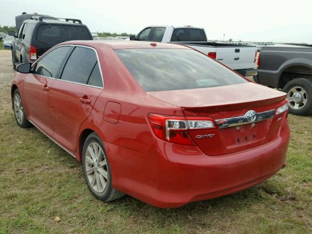 4T4BF1FK6CR160985 - 2012 TOYOTA CAMRY BASE RED photo 3