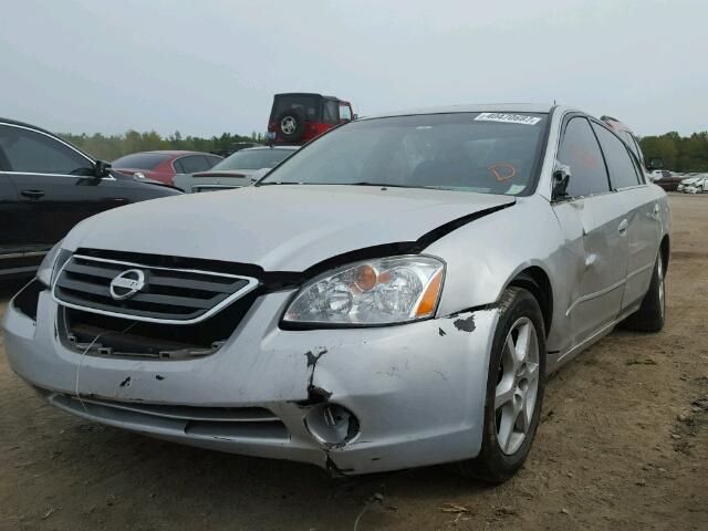 1N4BL11D82C105142 - 2002 NISSAN ALTIMA SE SILVER photo 2