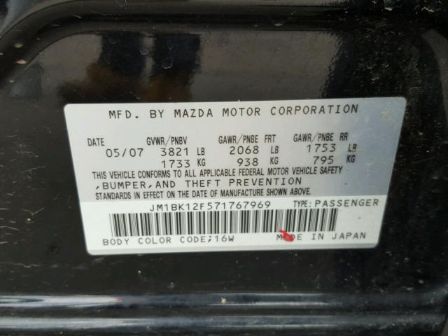 JM1BK12F571767969 - 2007 MAZDA 3 I BLACK photo 10