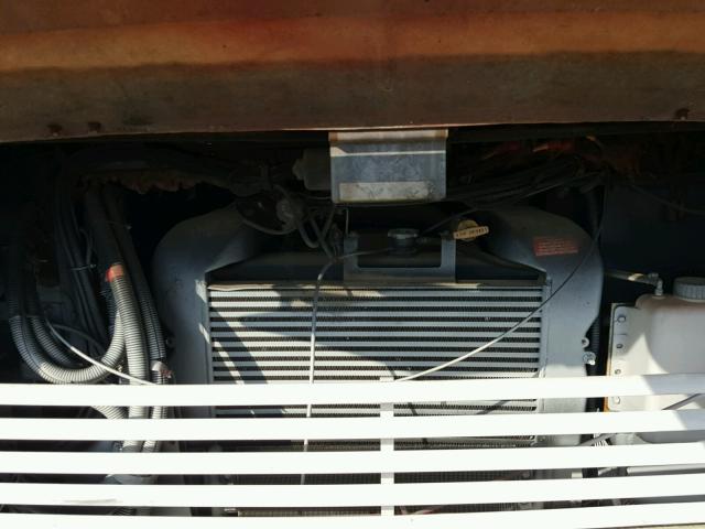 4UZAABBW83CL72599 - 2003 FREIGHTLINER CHASSIS M WHITE photo 7