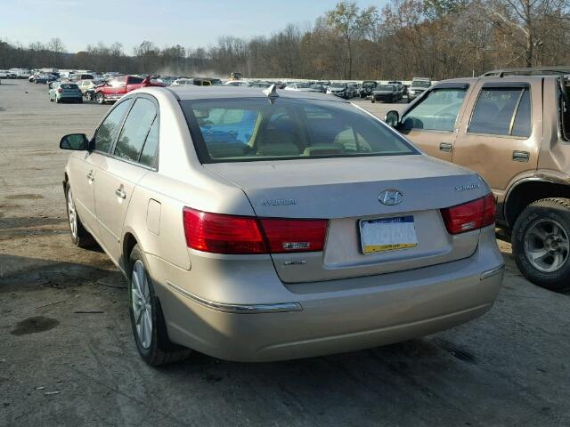 5NPEU46C29H516900 - 2009 HYUNDAI SONATA SE GOLD photo 3