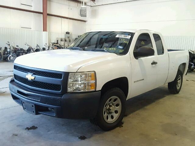 1GCRCPEA4CZ311844 - 2012 CHEVROLET SILVERADO WHITE photo 2