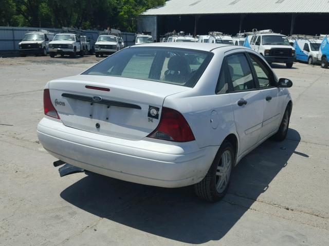 1FAFP34Z63W229676 - 2003 FORD FOCUS SE C WHITE photo 4